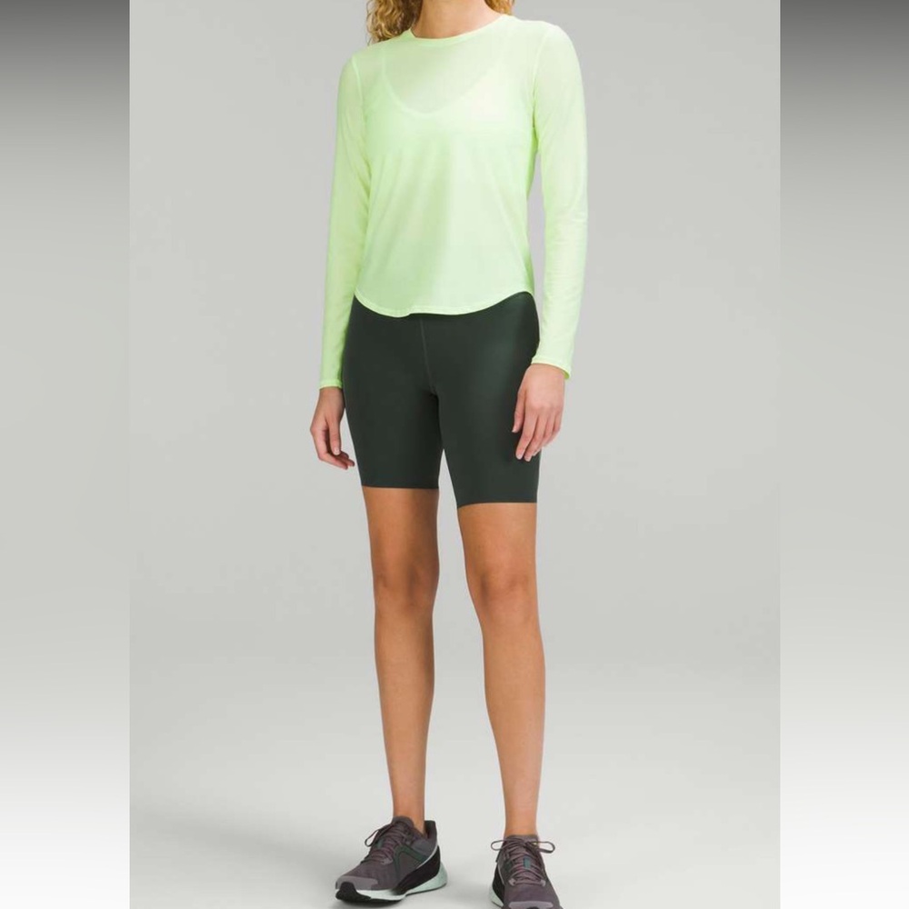 Lululemon base pace HR short 8” reflective smoked spruce size 8